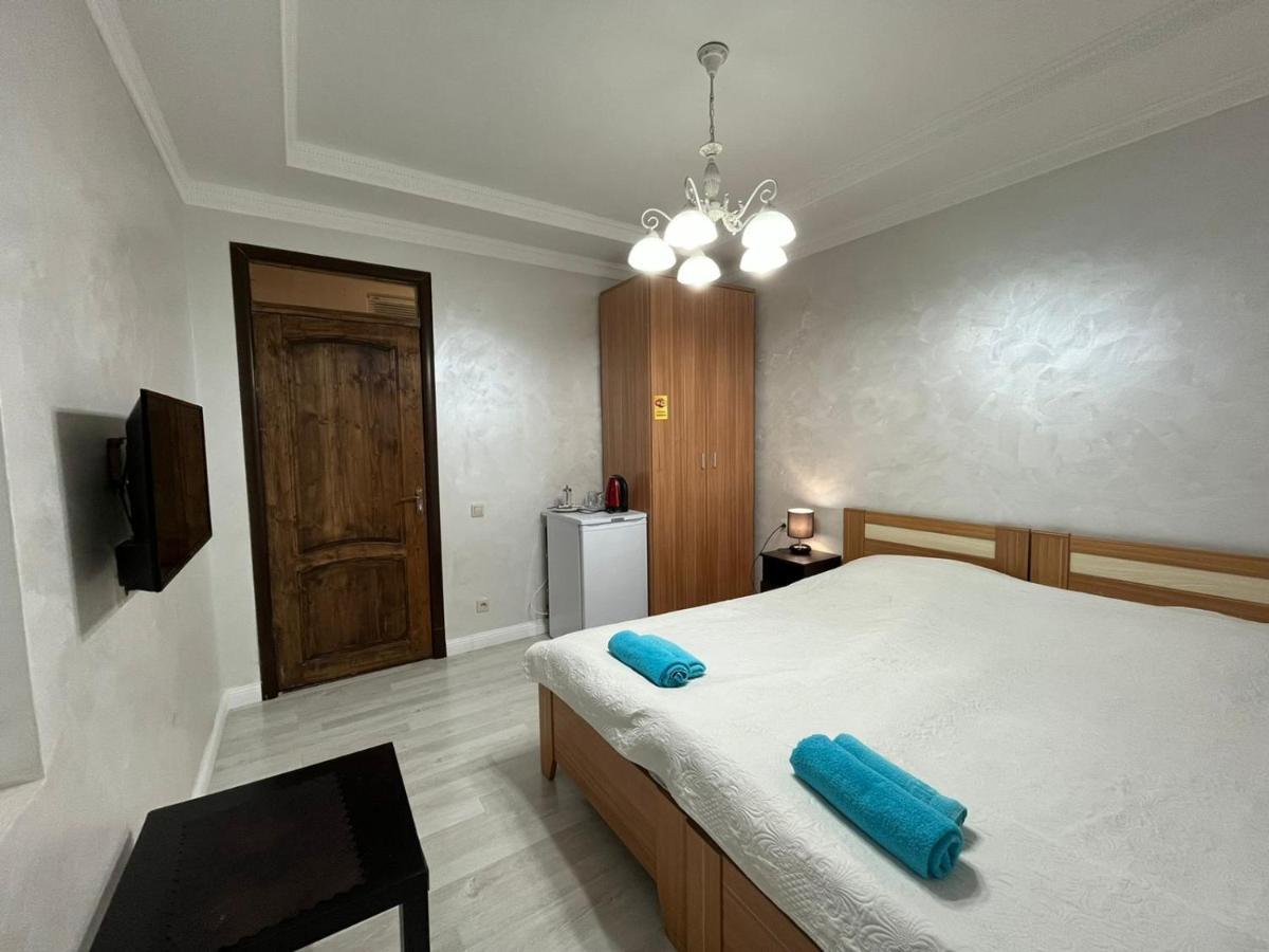 Guest House Esma Σουχούμι Εξωτερικό φωτογραφία