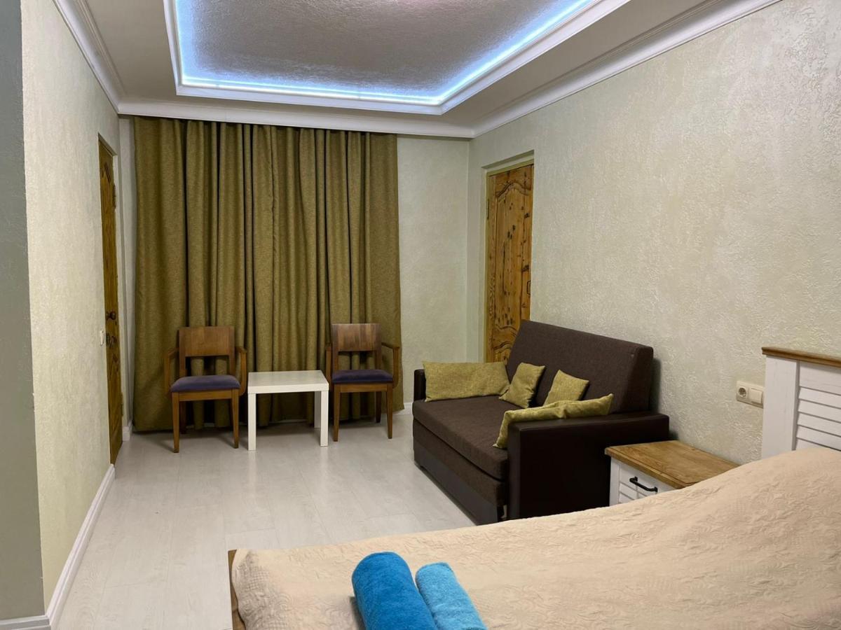 Guest House Esma Σουχούμι Εξωτερικό φωτογραφία