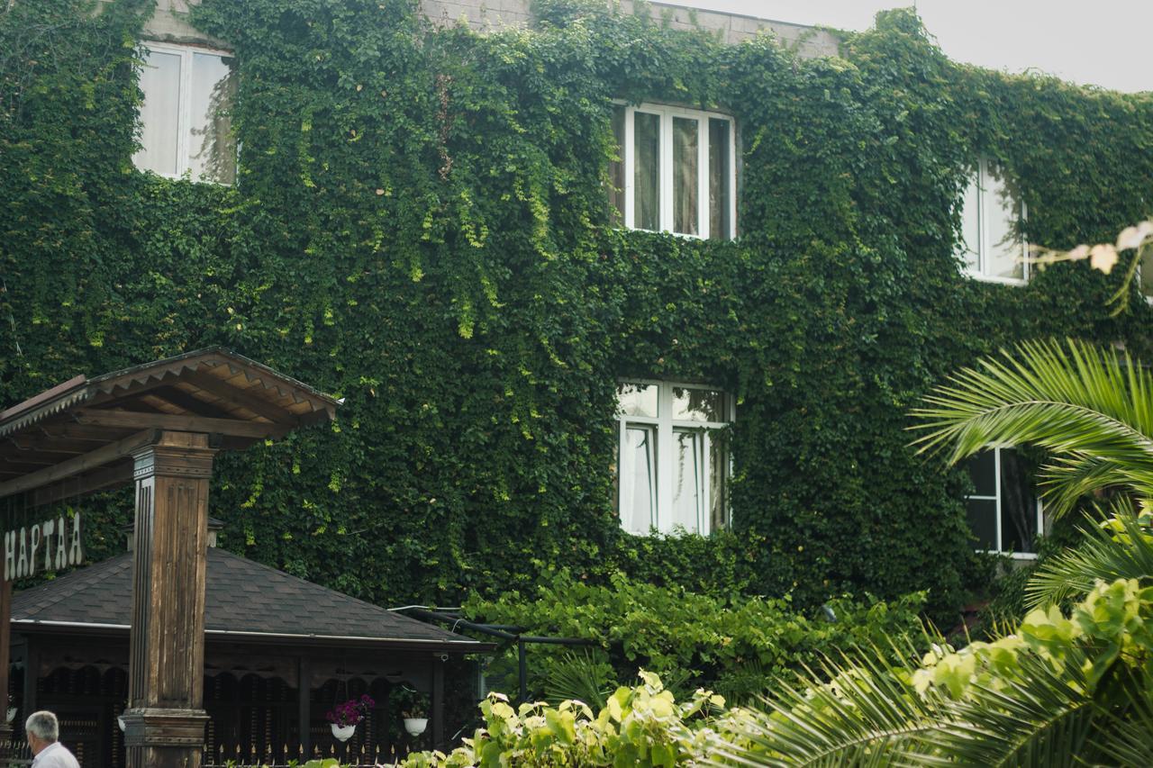 Guest House Esma Σουχούμι Εξωτερικό φωτογραφία