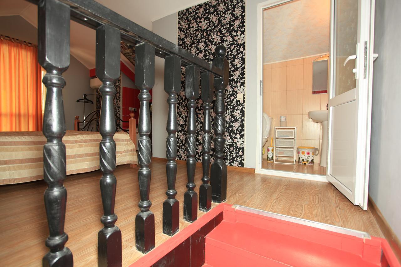 Guest House Esma Σουχούμι Εξωτερικό φωτογραφία