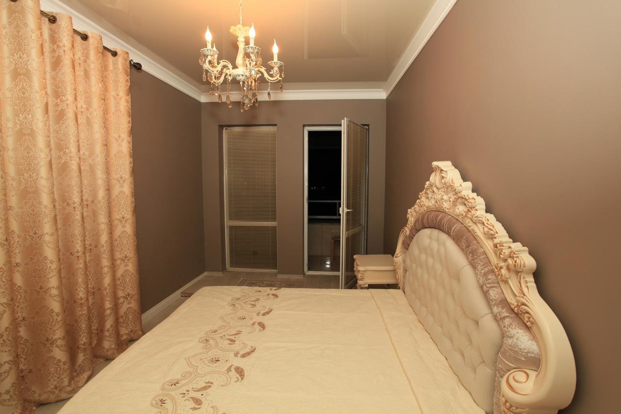 Guest House Esma Σουχούμι Εξωτερικό φωτογραφία