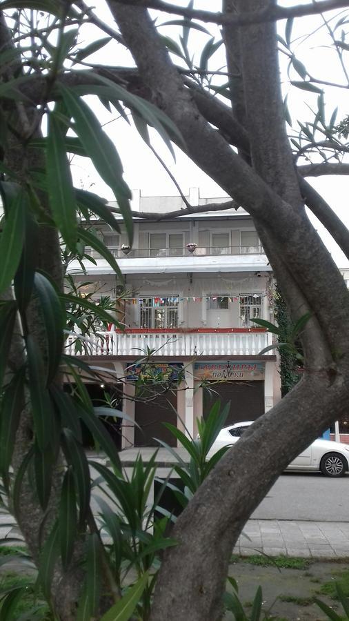 Guest House Esma Σουχούμι Εξωτερικό φωτογραφία