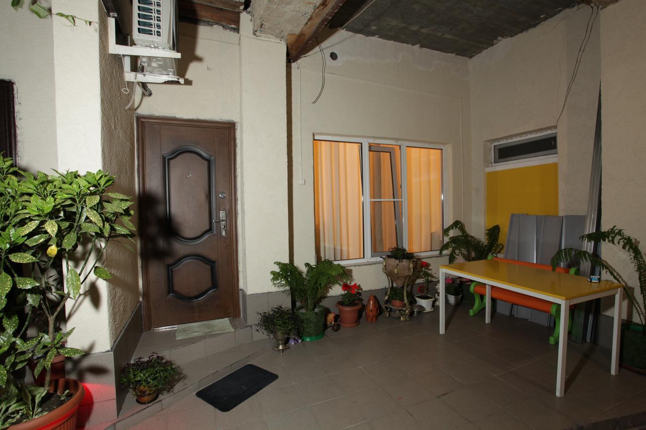 Guest House Esma Σουχούμι Εξωτερικό φωτογραφία