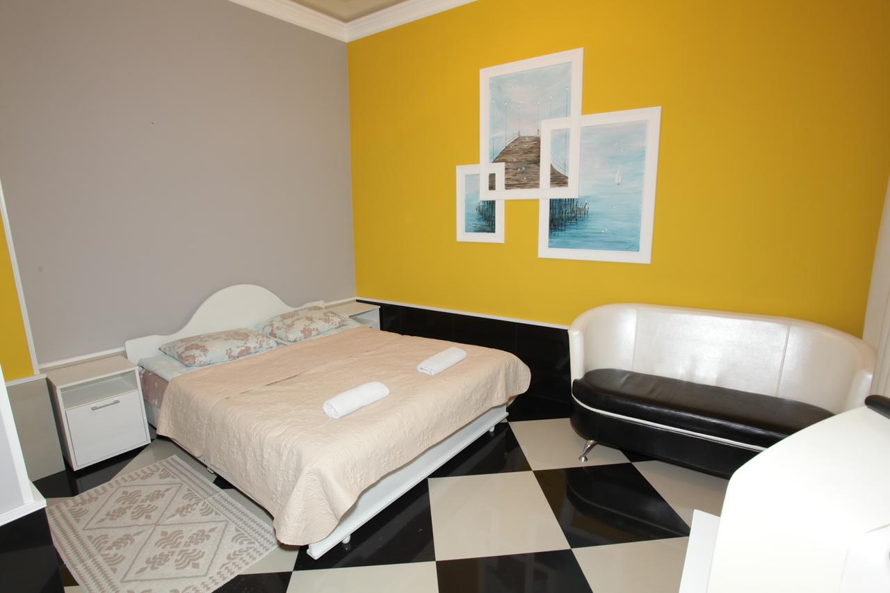 Guest House Esma Σουχούμι Εξωτερικό φωτογραφία